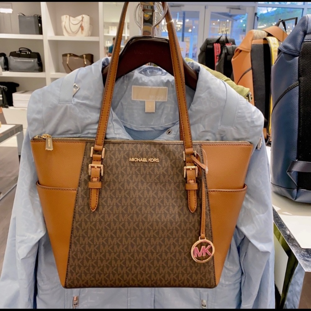 MICHAEL KORS LEATHER CHARLOTTE LARGE ZIP SHOULDER BAG TOTE BROWN